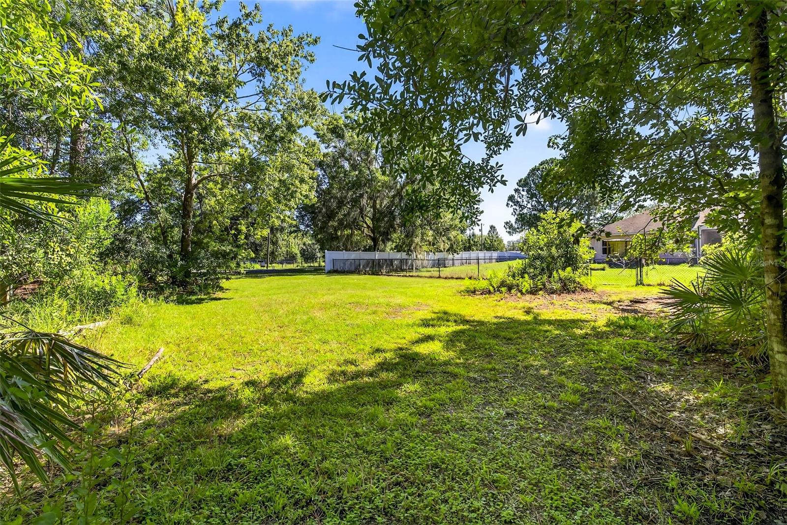 7911 PINE LANDS DR, WESLEY CHAPEL, FL, 33544