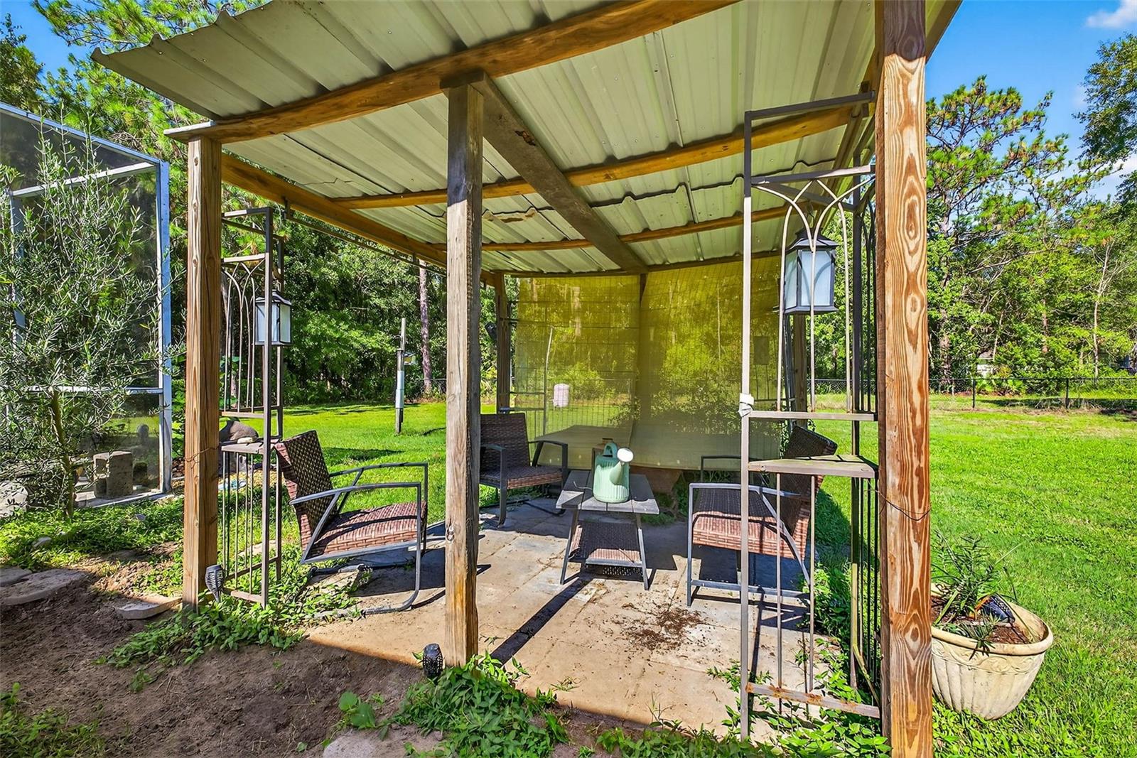 7911 PINE LANDS DR, WESLEY CHAPEL, FL, 33544