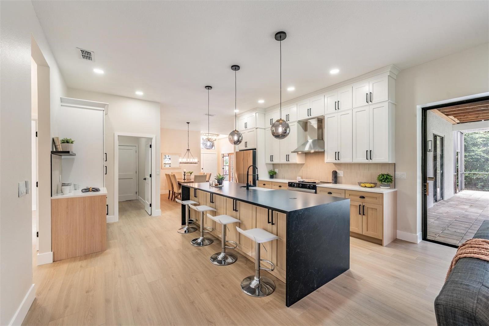 11209 POCKET BROOK DR, TAMPA, FL, 33635