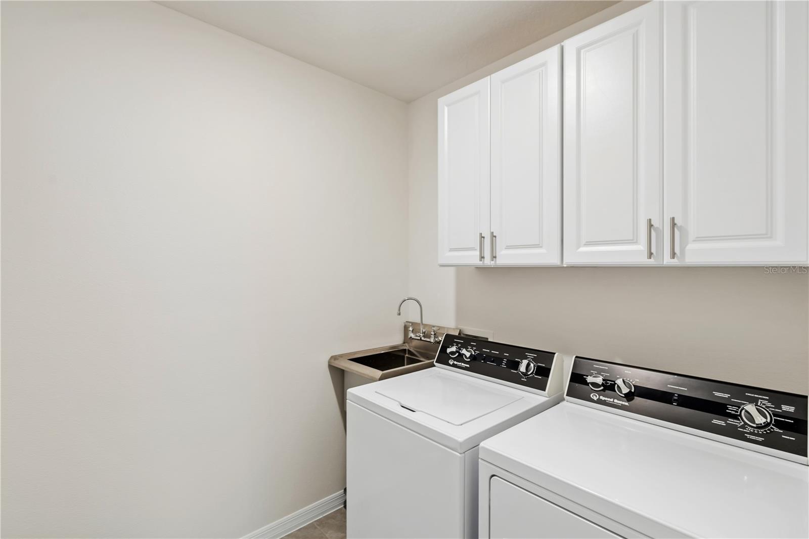 3307 HILLTOP CIR, BRADENTON, FL, 34211