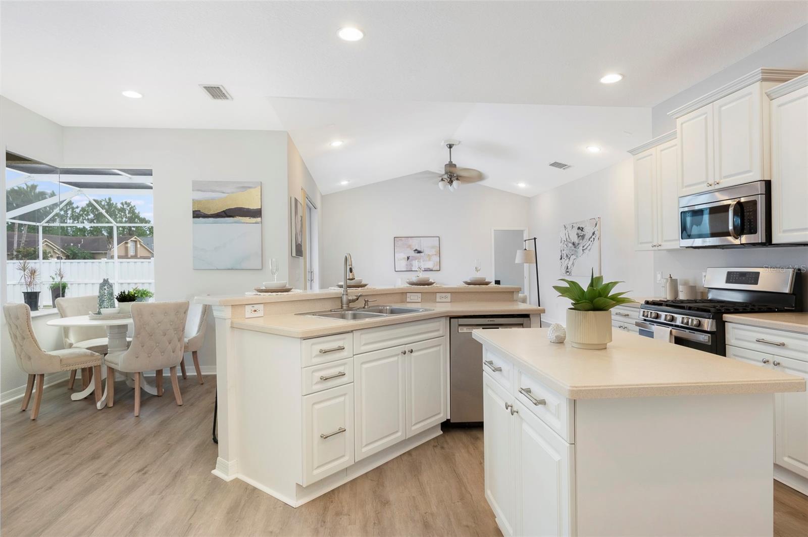 14712 CORAL BERRY DR, TAMPA, FL, 33626