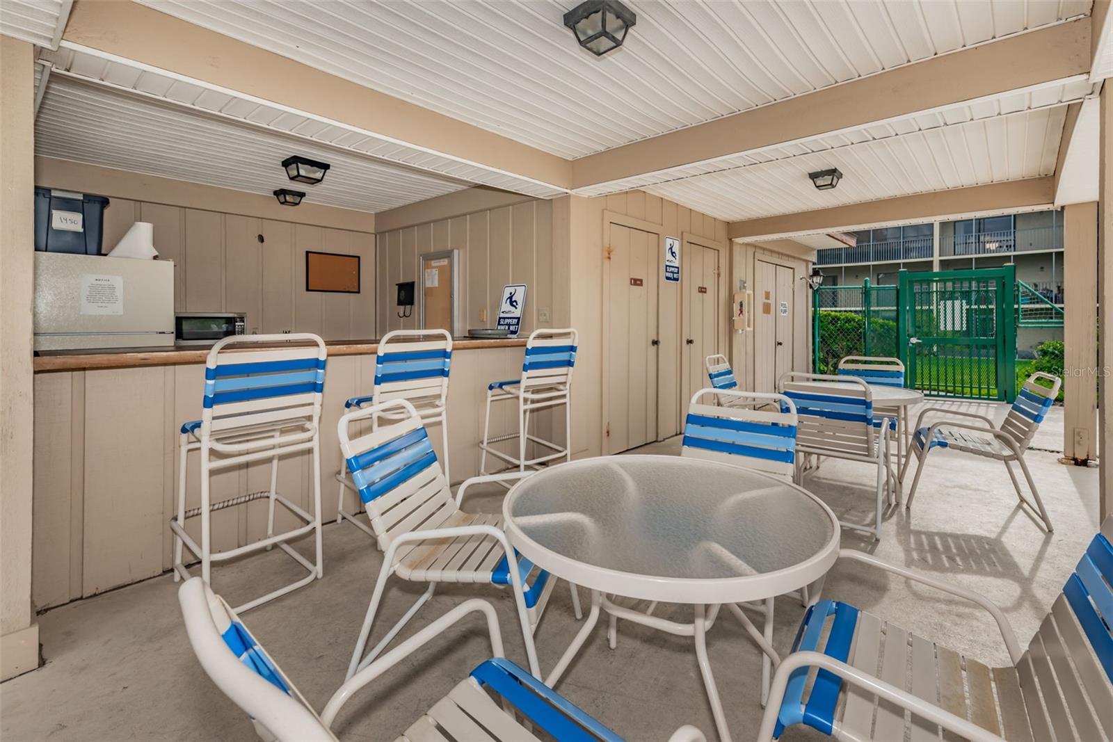 TB8424620 Property Photo