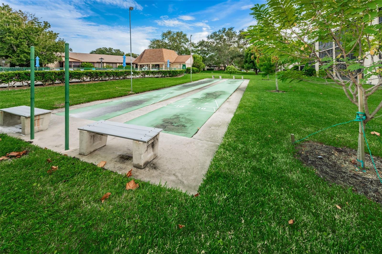 TB8424620 Property Photo