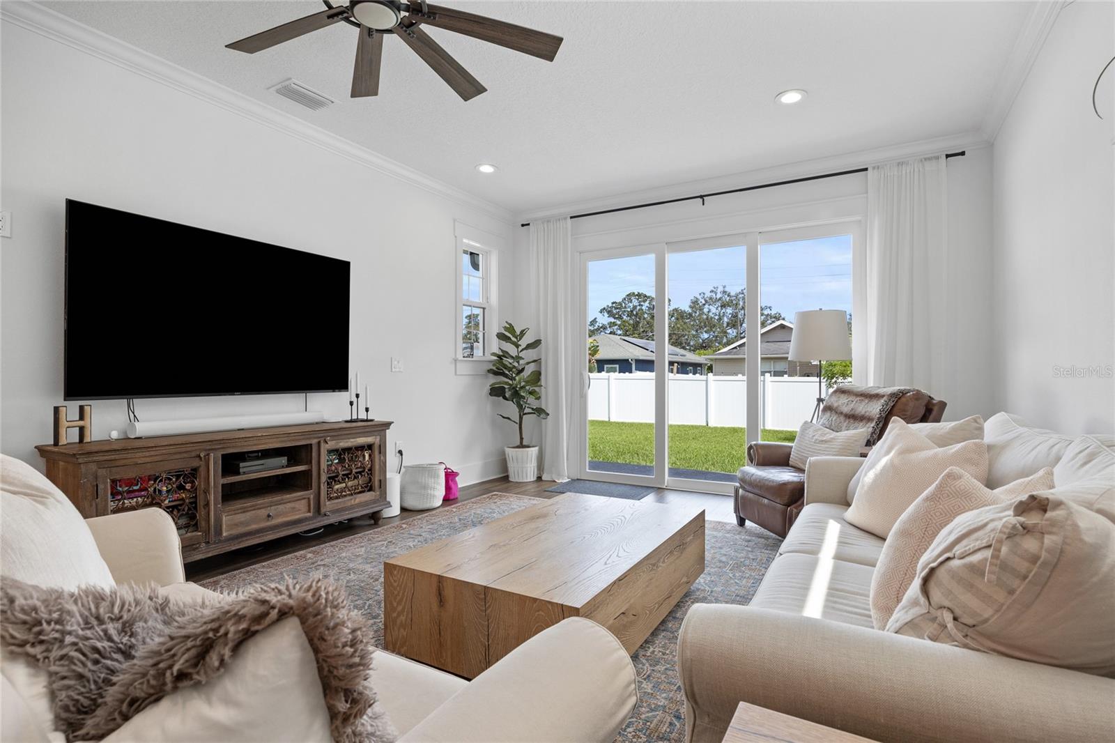 911 W ADALEE ST, TAMPA, FL, 33603