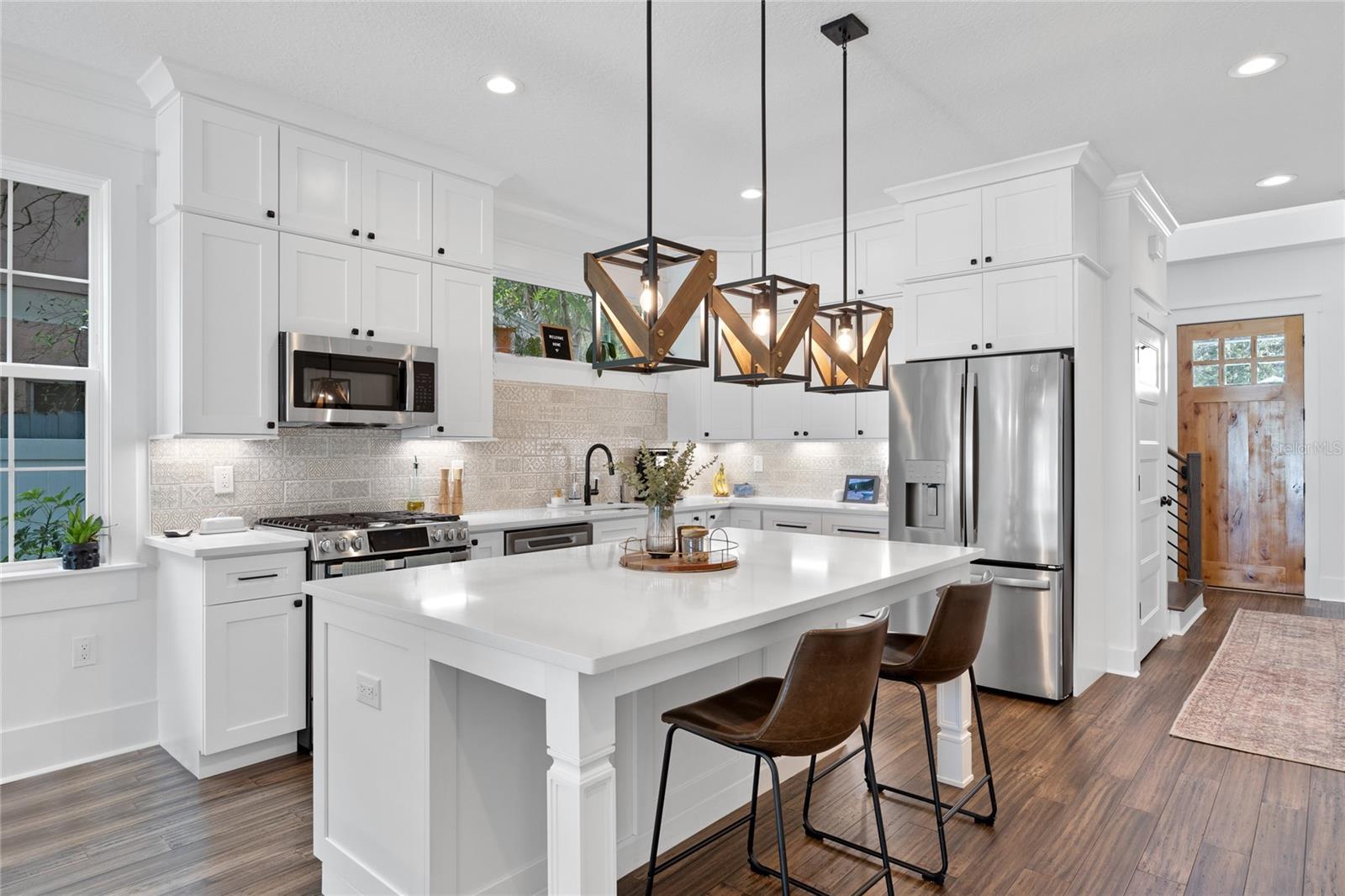 911 W ADALEE ST, TAMPA, FL, 33603