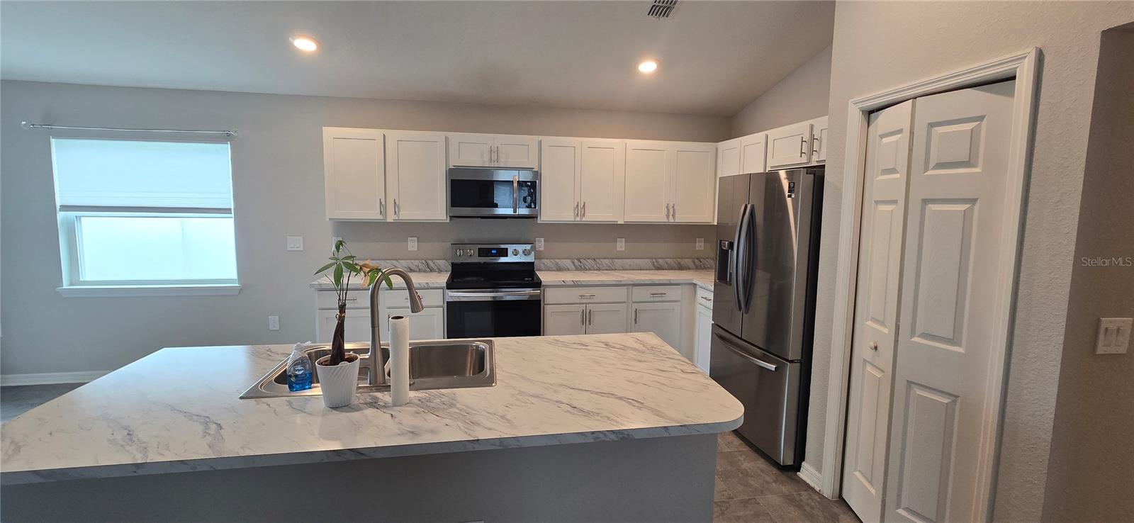 6738 HANWORTH LN, ZEPHYRHILLS, FL, 33541