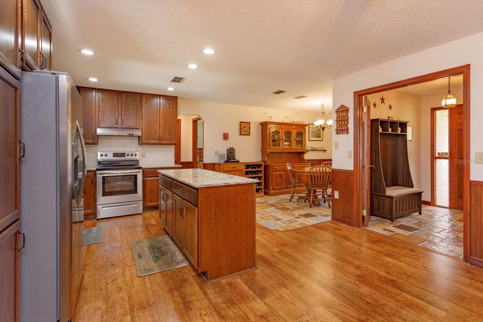 2503 WOODHAVEN CT, ORLANDO, FL, 32818