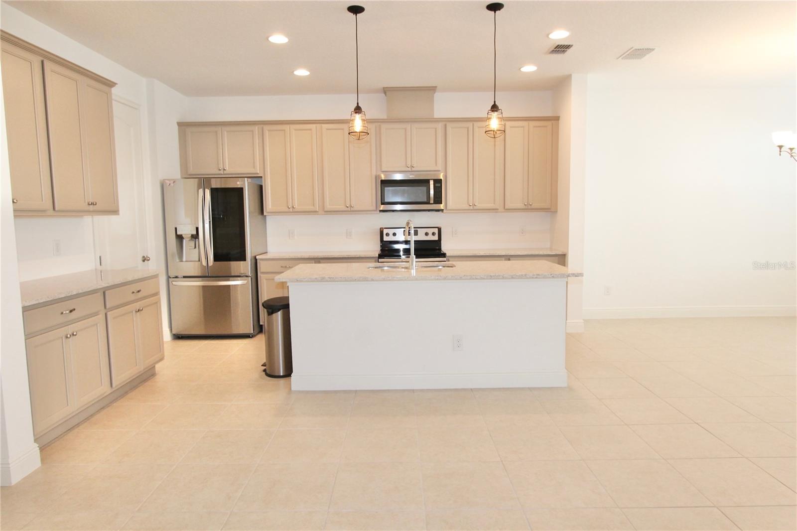 2880 RAPOLLO LN, APOPKA, FL, 32712