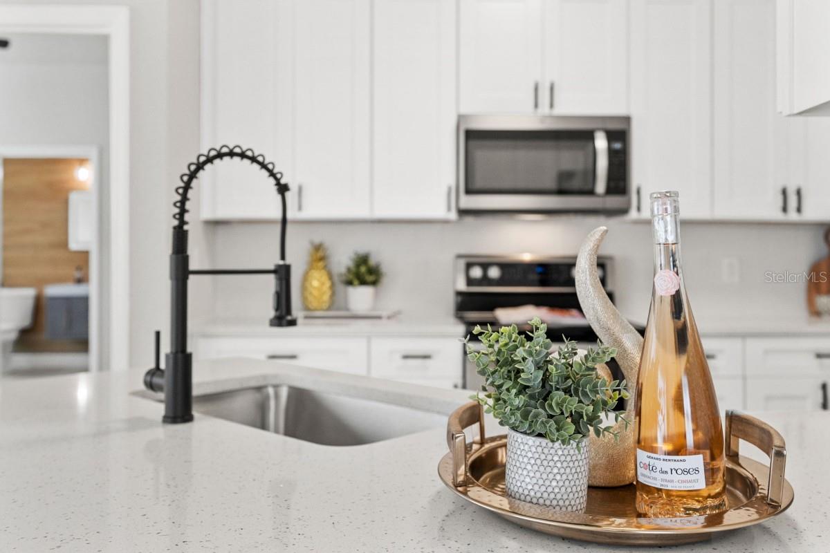 206 HERRING ST, DAVENPORT, FL, 33897