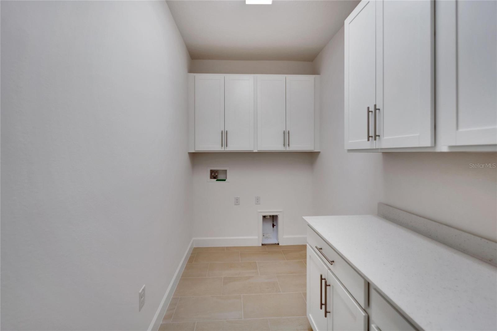 943 SIGNET DR, APOLLO BEACH, FL, 33572