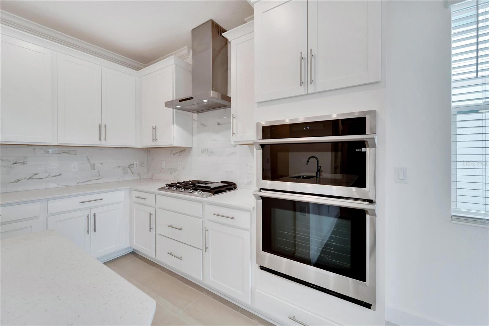 943 SIGNET DR, APOLLO BEACH, FL, 33572