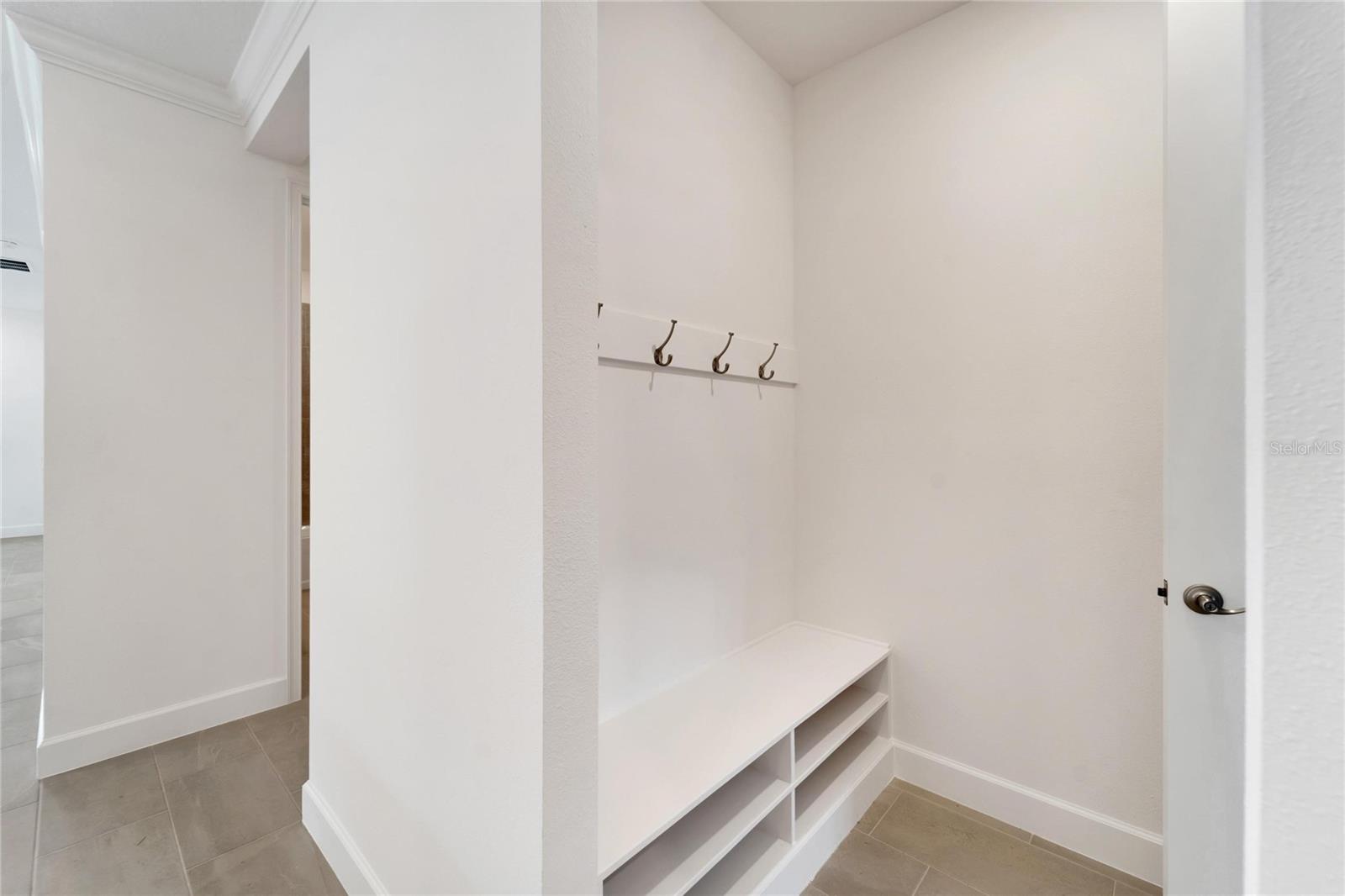 943 SIGNET DR, APOLLO BEACH, FL, 33572