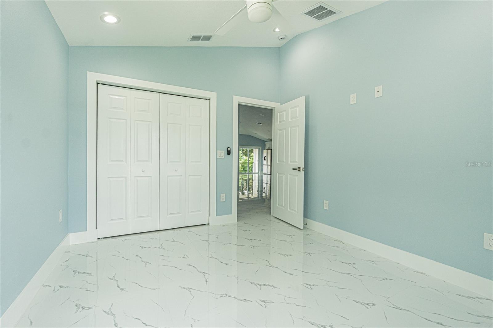 8425 N 16TH ST, TAMPA, FL, 33604