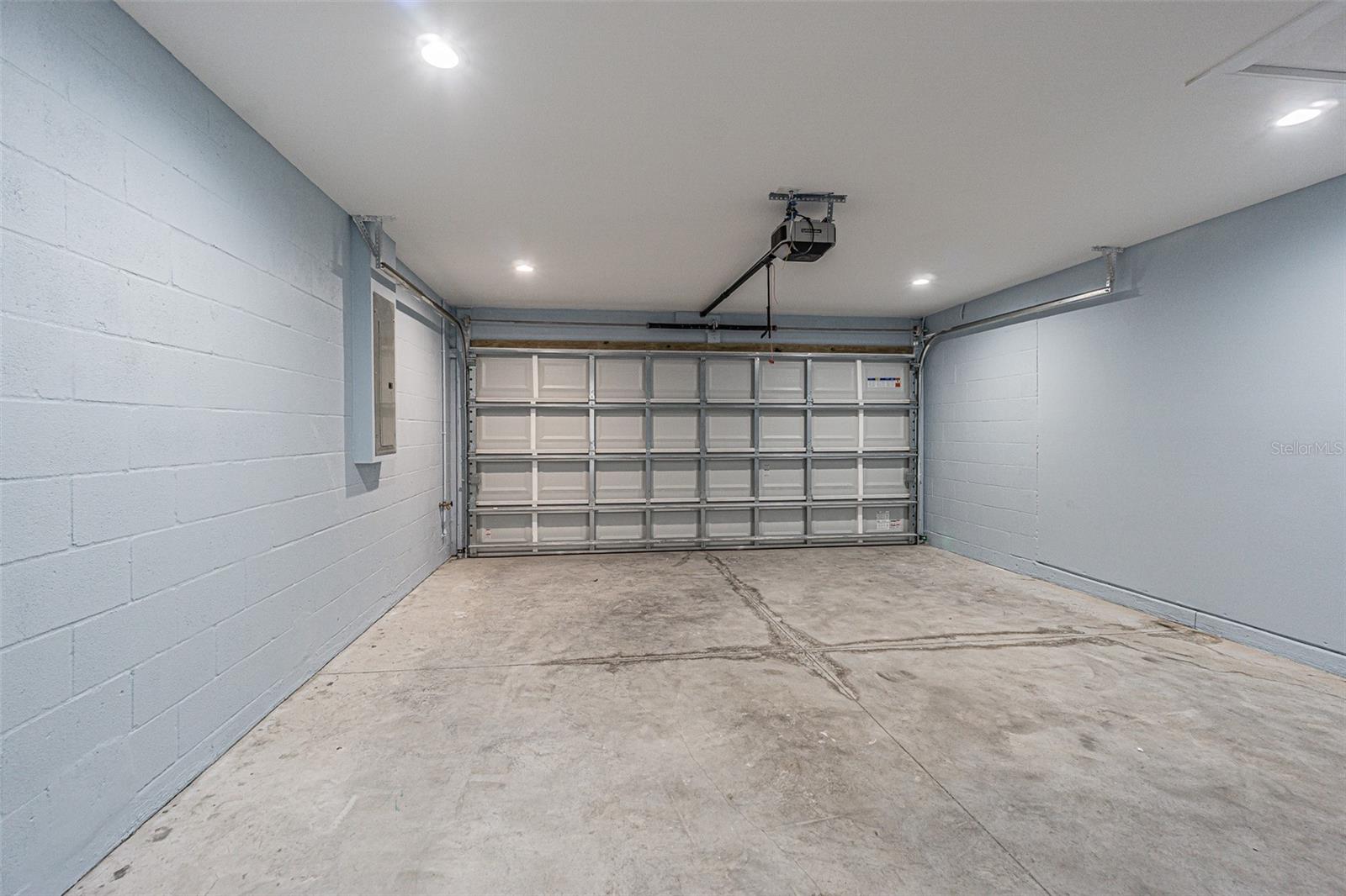 8425 N 16TH ST, TAMPA, FL, 33604