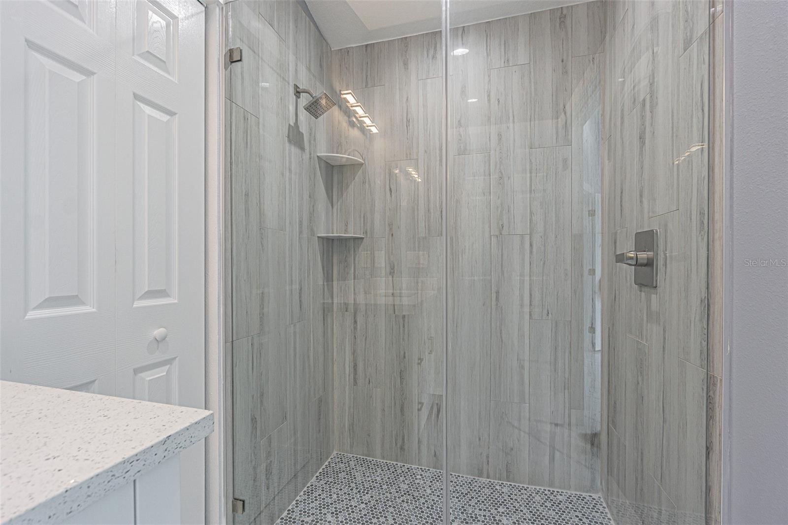 8425 N 16TH ST, TAMPA, FL, 33604