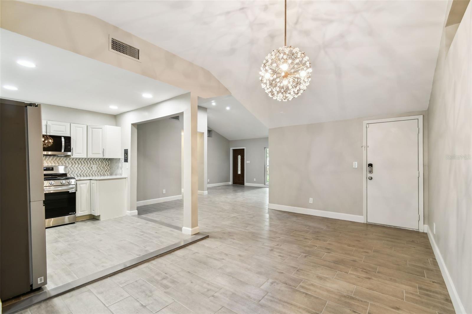 2 S TREASURE DR, TAMPA, FL, 33609