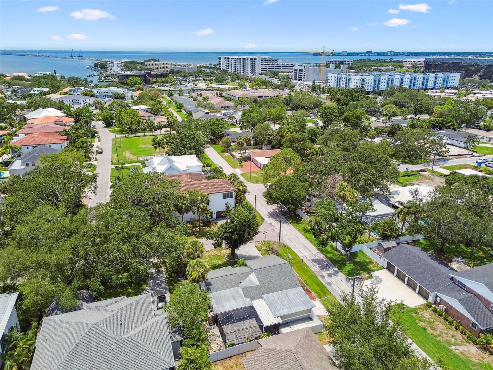 2 S TREASURE DR, TAMPA, FL, 33609