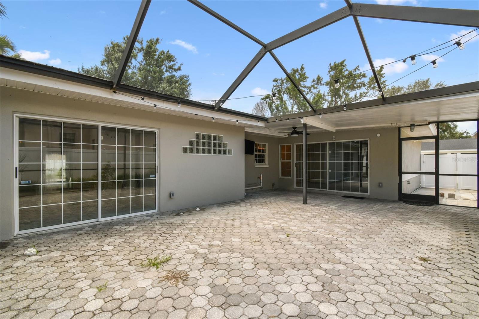 2 S TREASURE DR, TAMPA, FL, 33609