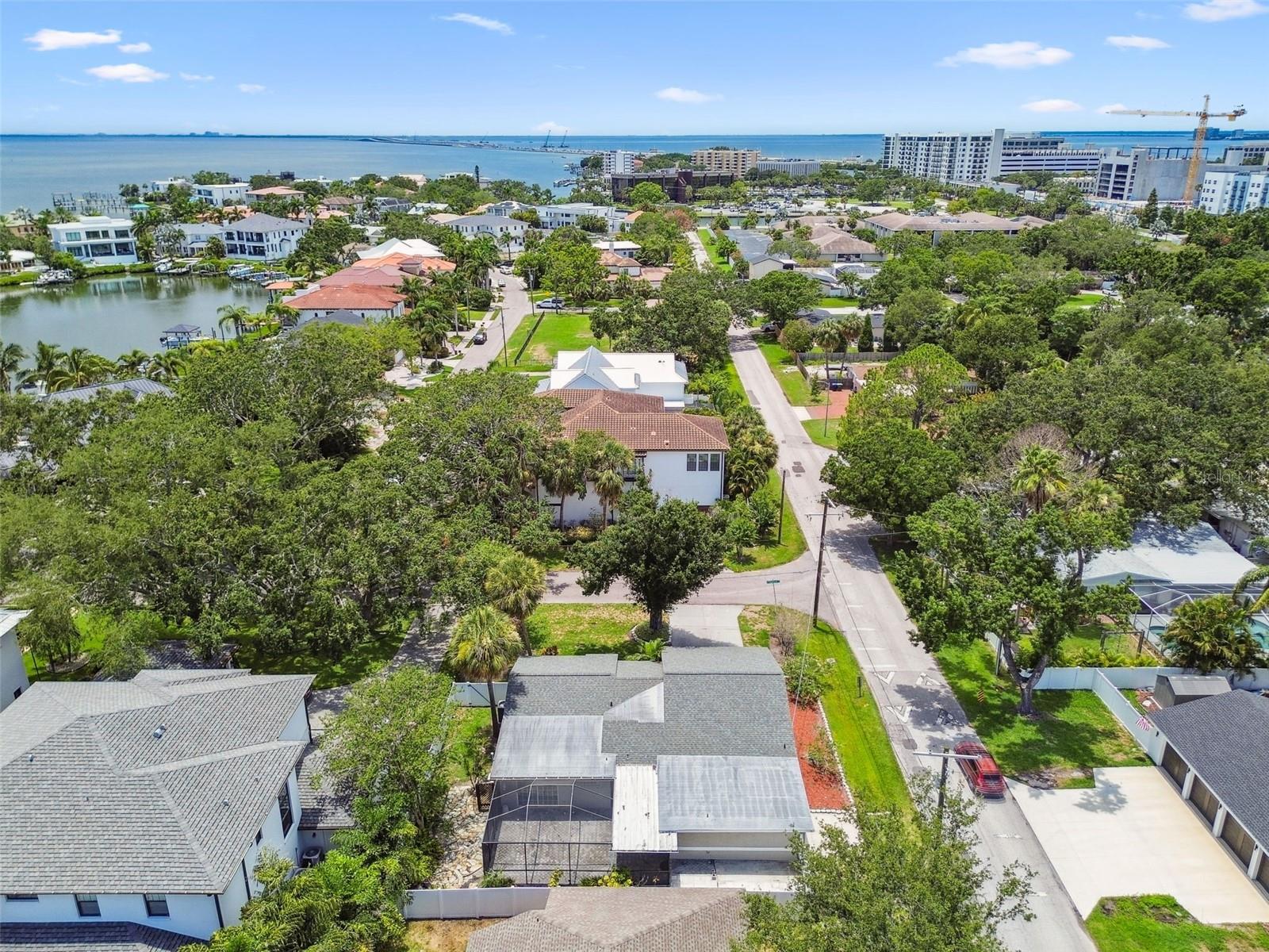 2 S TREASURE DR, TAMPA, FL, 33609