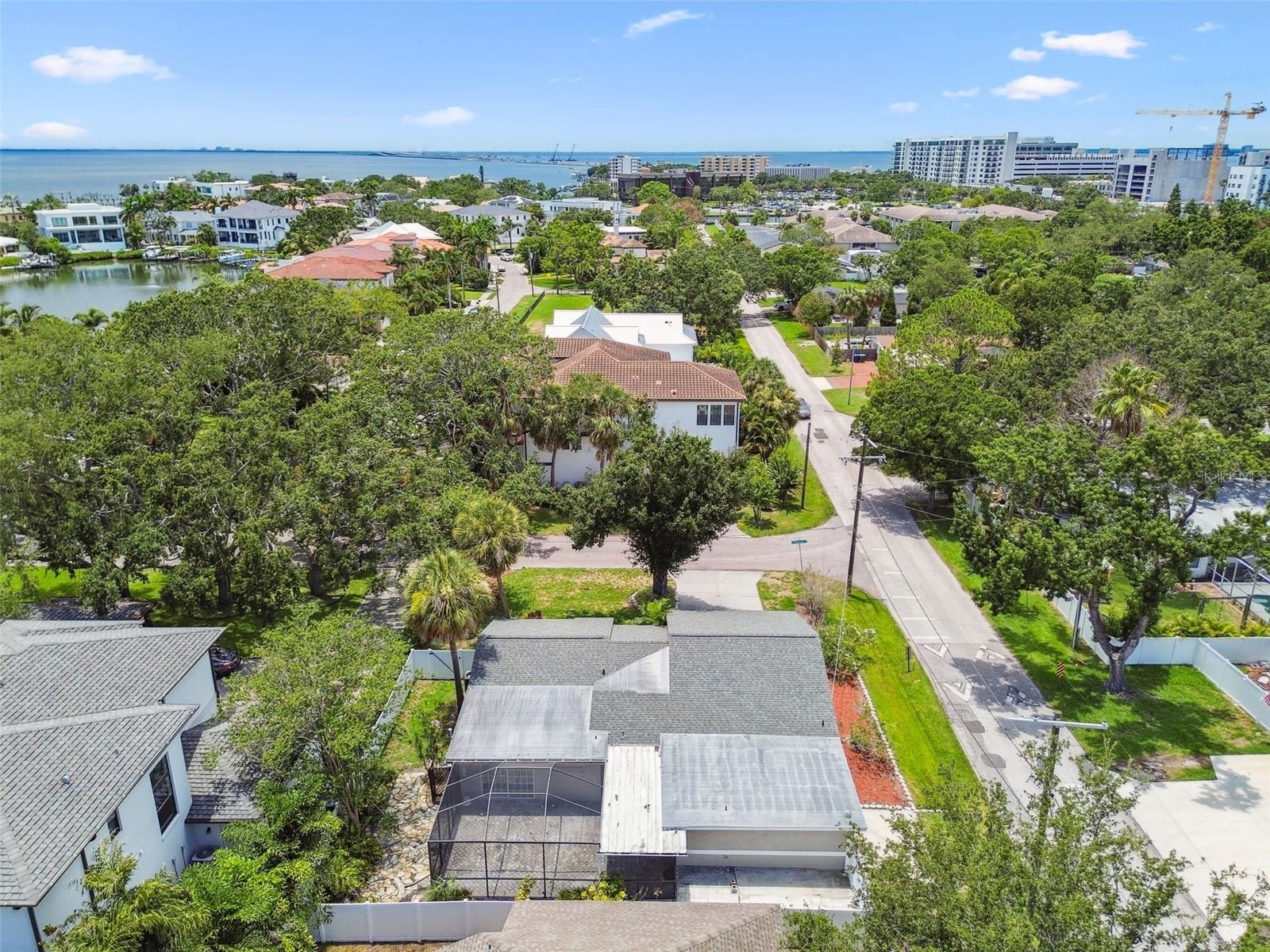 2 S TREASURE DR, TAMPA, FL, 33609