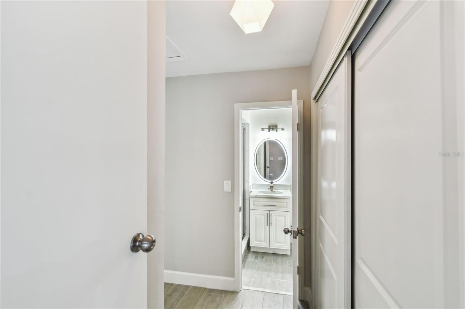 2 S TREASURE DR, TAMPA, FL, 33609