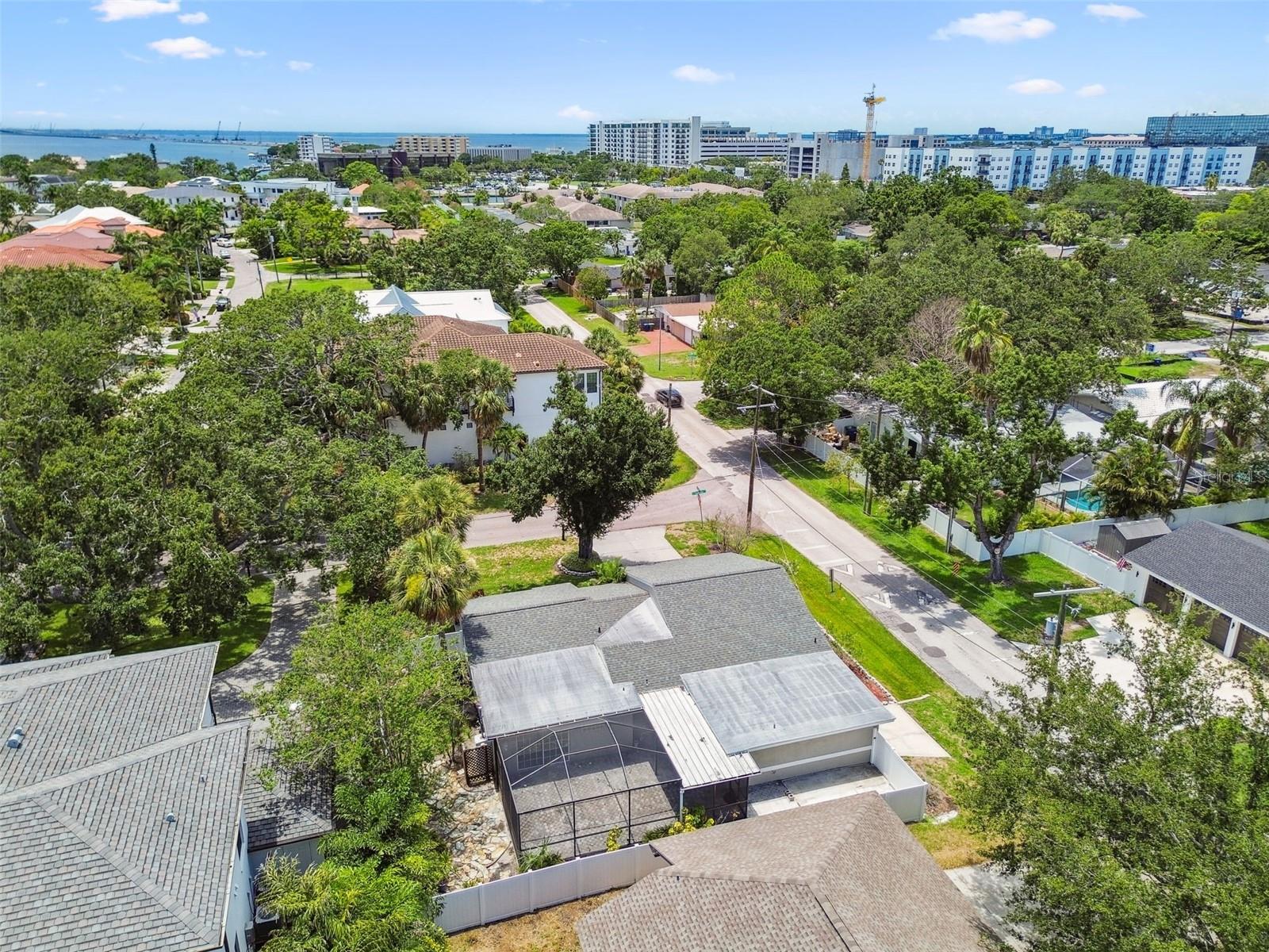 2 S TREASURE DR, TAMPA, FL, 33609