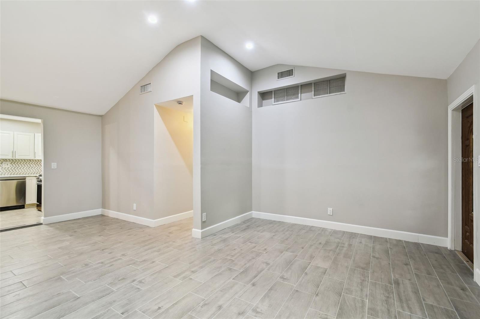 2 S TREASURE DR, TAMPA, FL, 33609