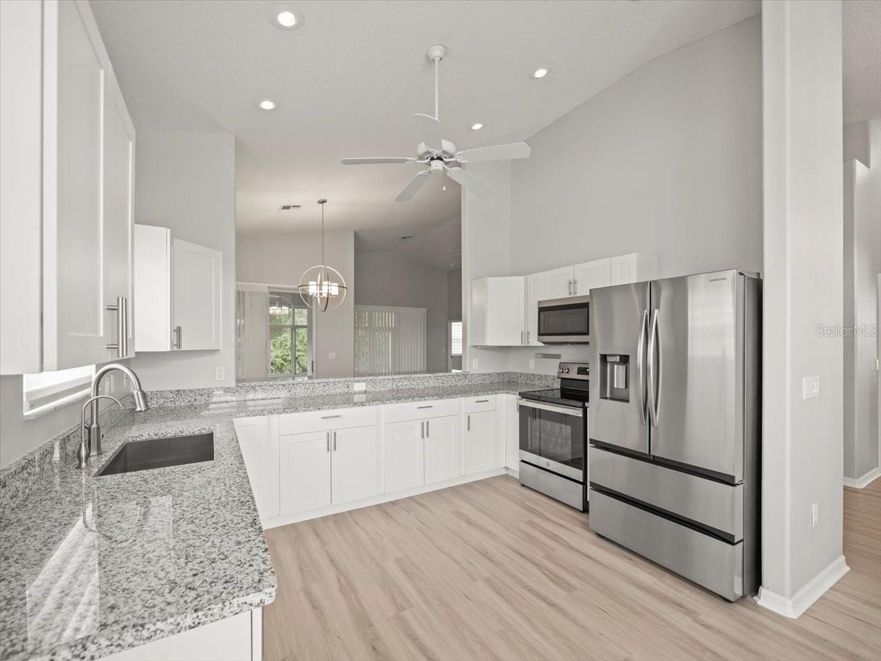 10163 HOLLY BERRY DR, WEEKI WACHEE, FL, 34613