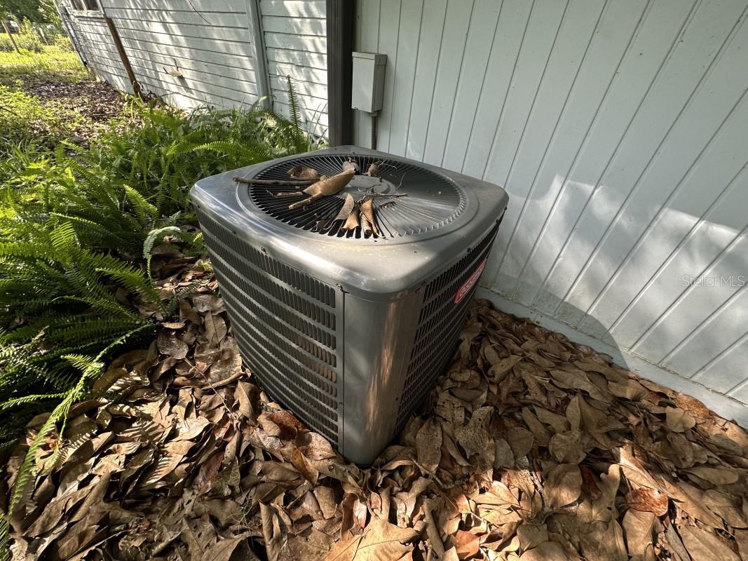 5805 SE BABB RD, BELLEVIEW, FL, 34420