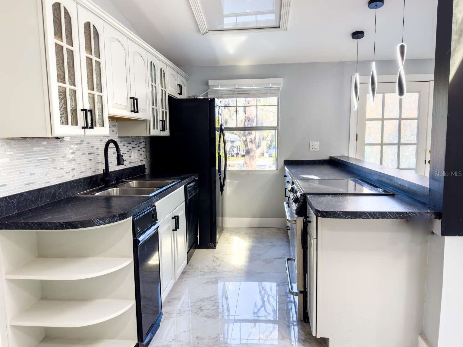 12116 N 52ND ST, TEMPLE TERRACE, FL, 33617