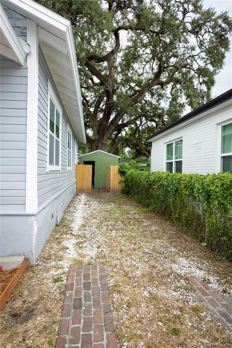 1307 E 20TH AVE, TAMPA, FL, 33605