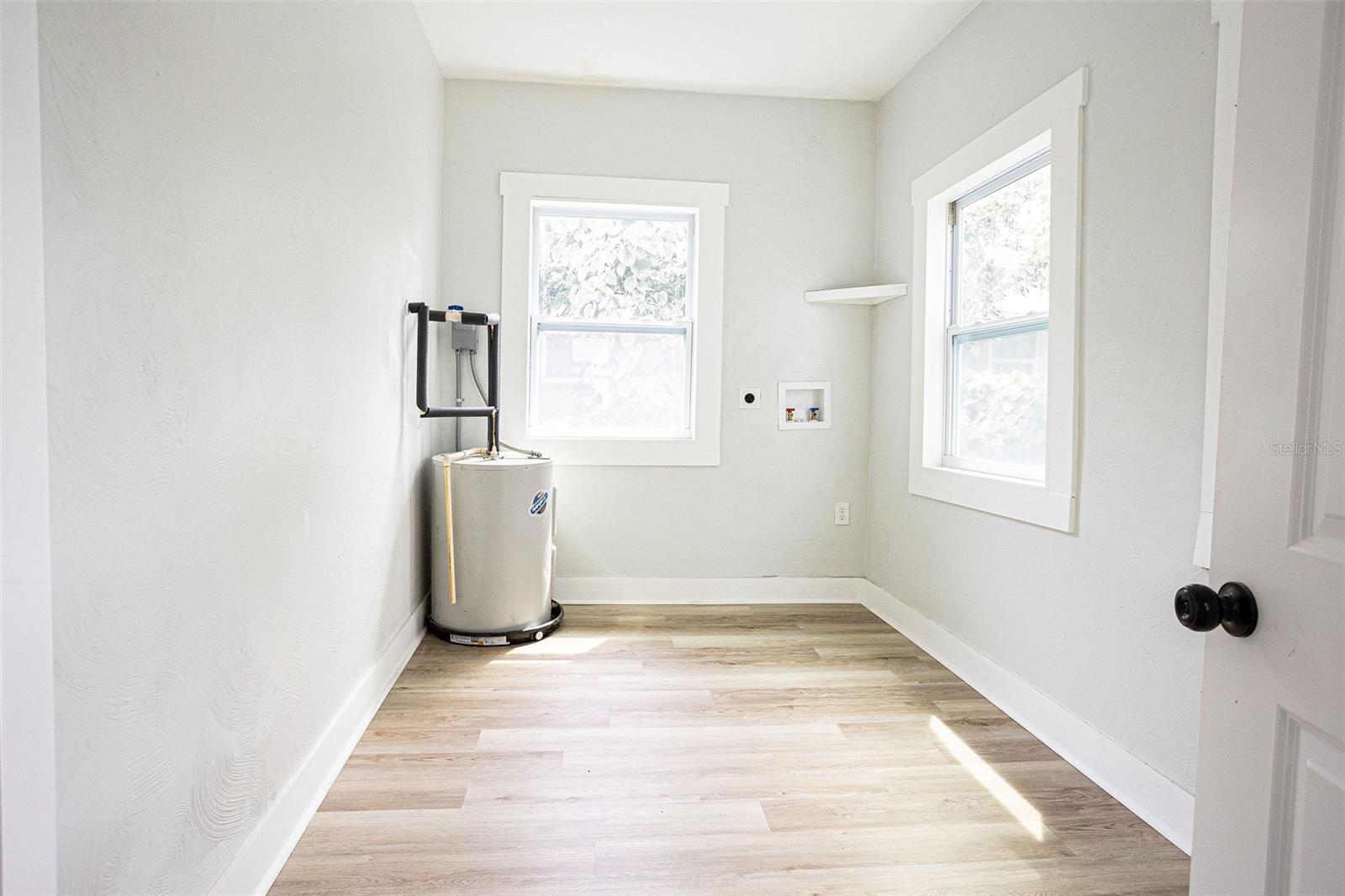 1307 E 20TH AVE, TAMPA, FL, 33605