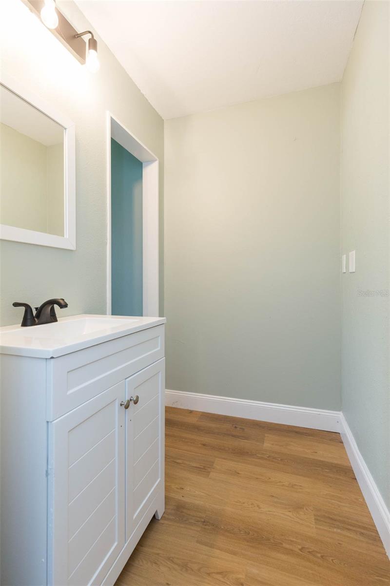 38702 SOUTH AVE, ZEPHYRHILLS, FL, 33542