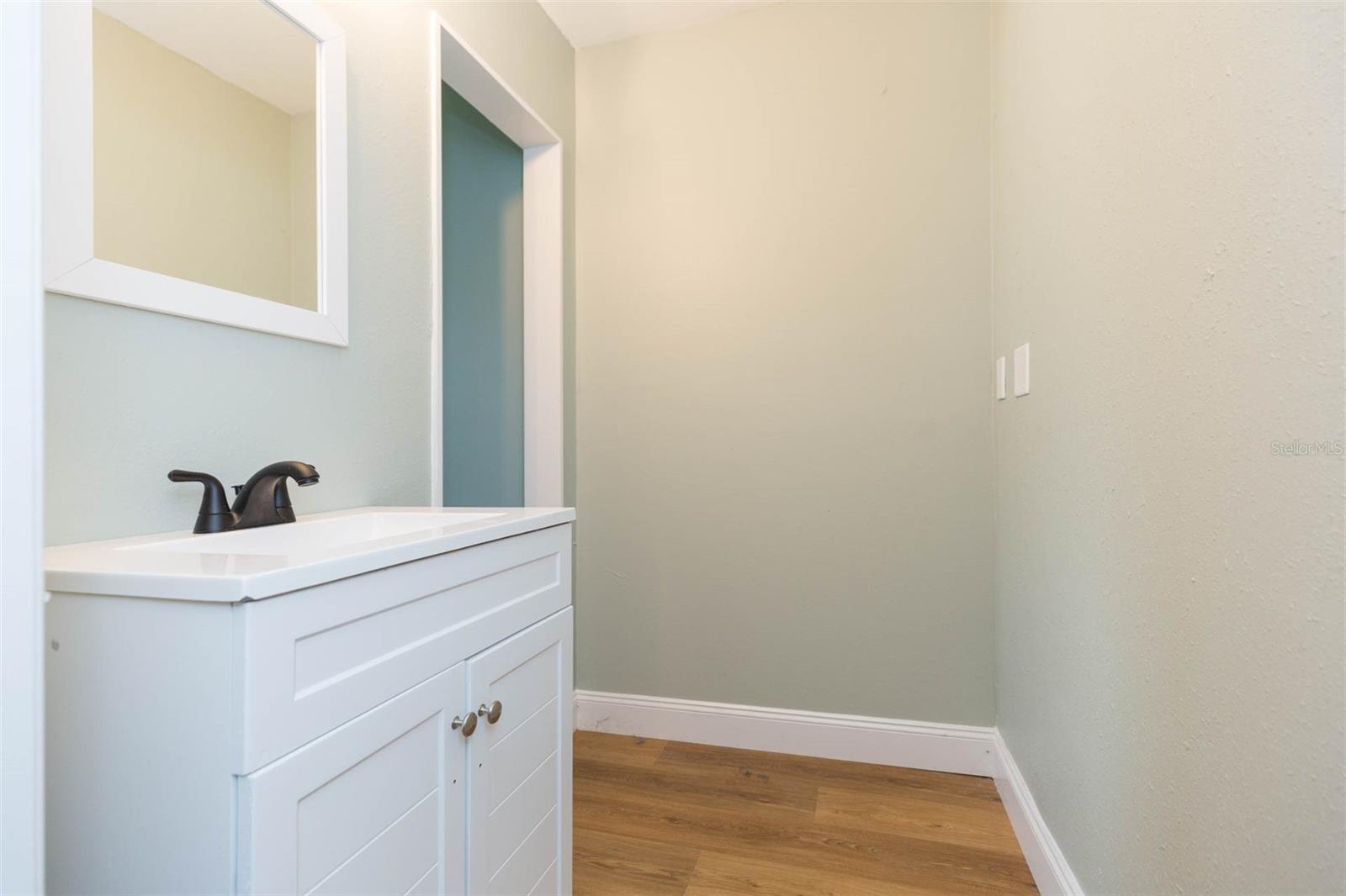 38702 SOUTH AVE, ZEPHYRHILLS, FL, 33542