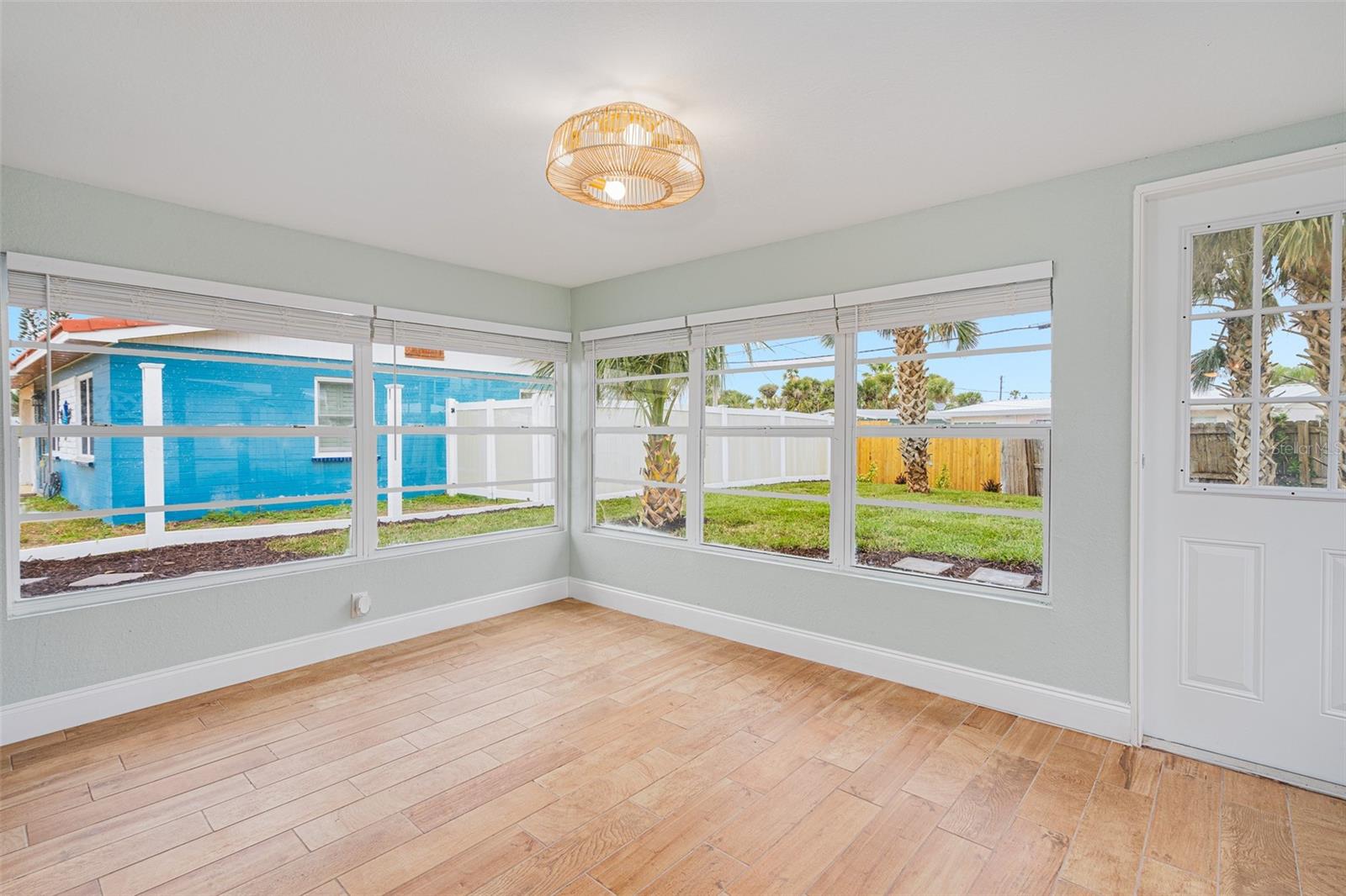 18 TROPICAL DR, ORMOND BEACH, FL, 32176