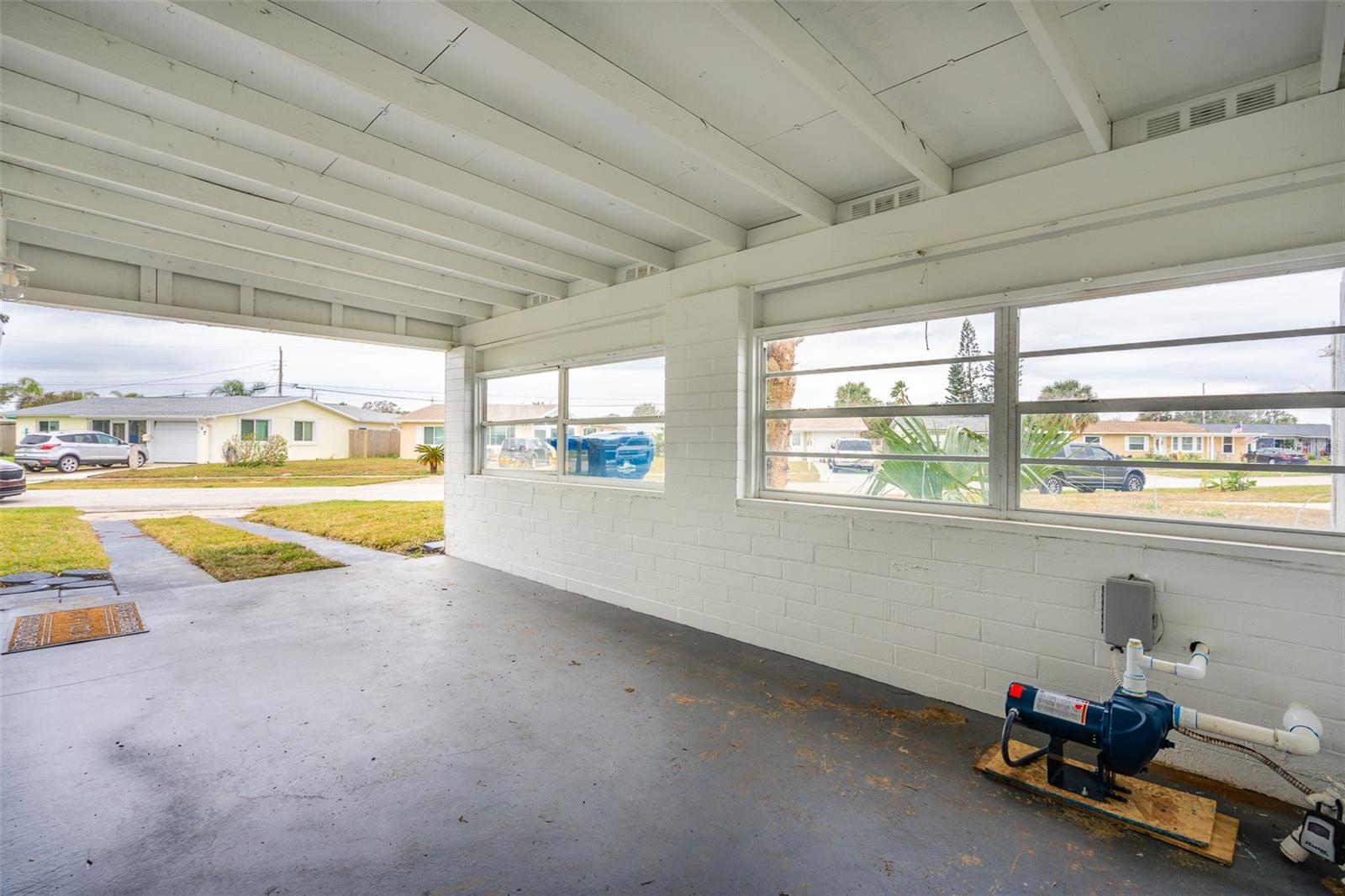 18 TROPICAL DR, ORMOND BEACH, FL, 32176