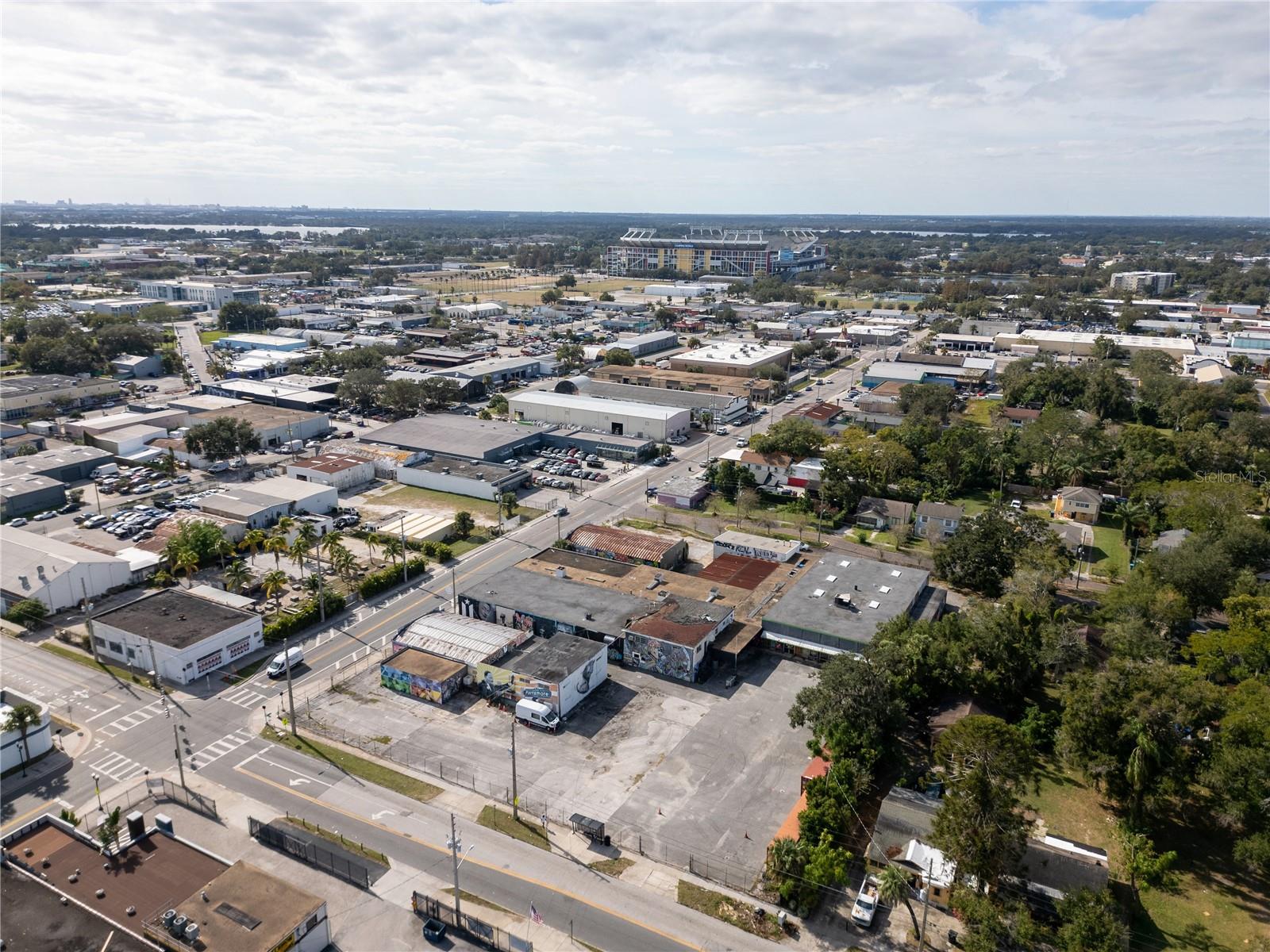 1011 W CENTRAL BLVD, ORLANDO, FL, 32805