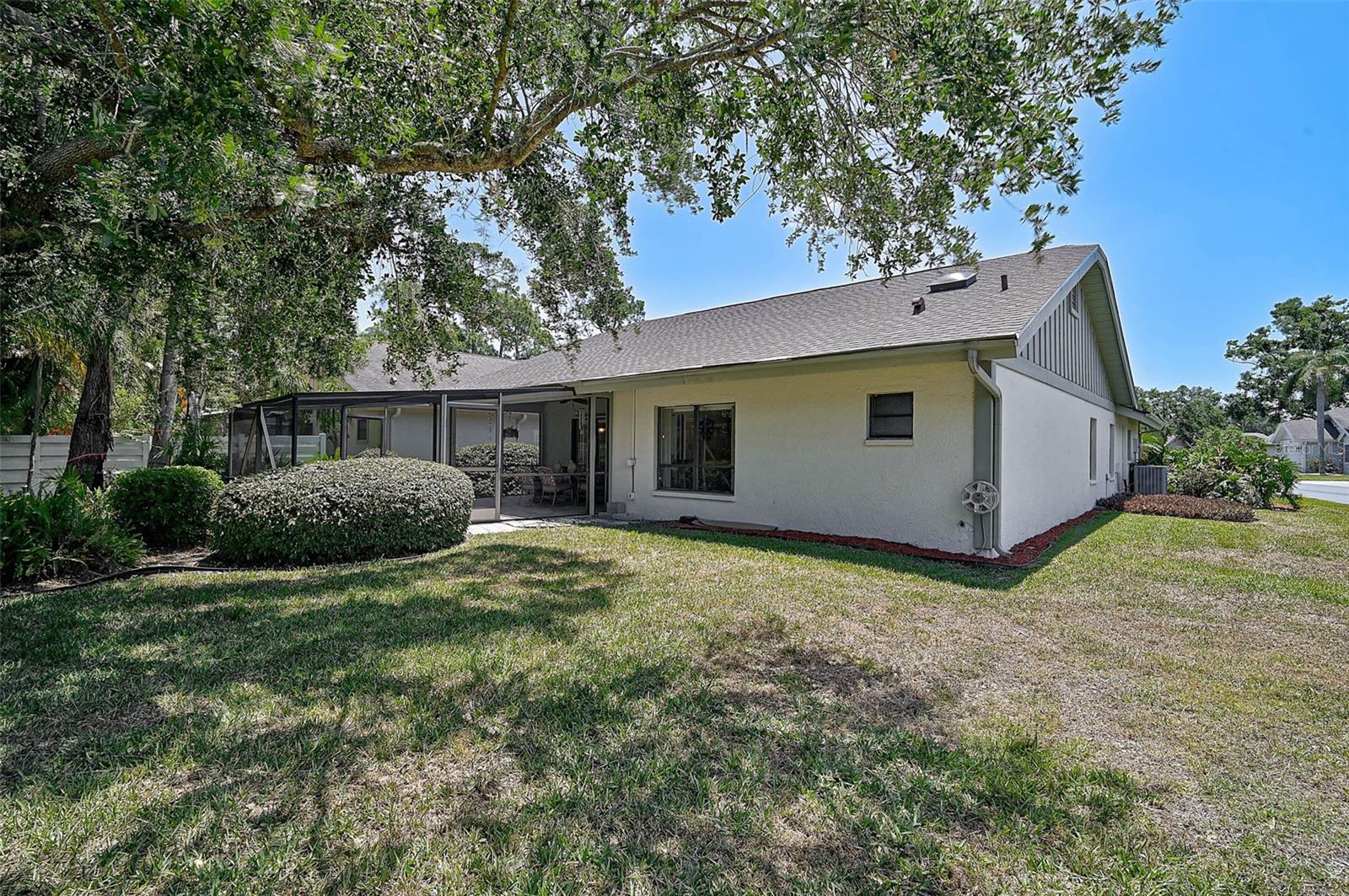 7817 PINE TRACE DR #15, SARASOTA, FL, 34243