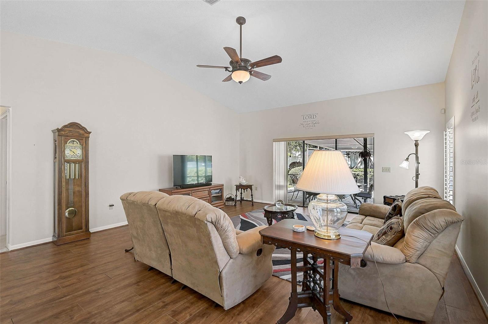 7817 PINE TRACE DR #15, SARASOTA, FL, 34243