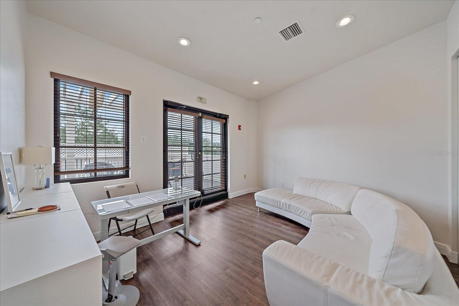 8209 NATURES WAY #203, LAKEWOOD RANCH, FL, 34202