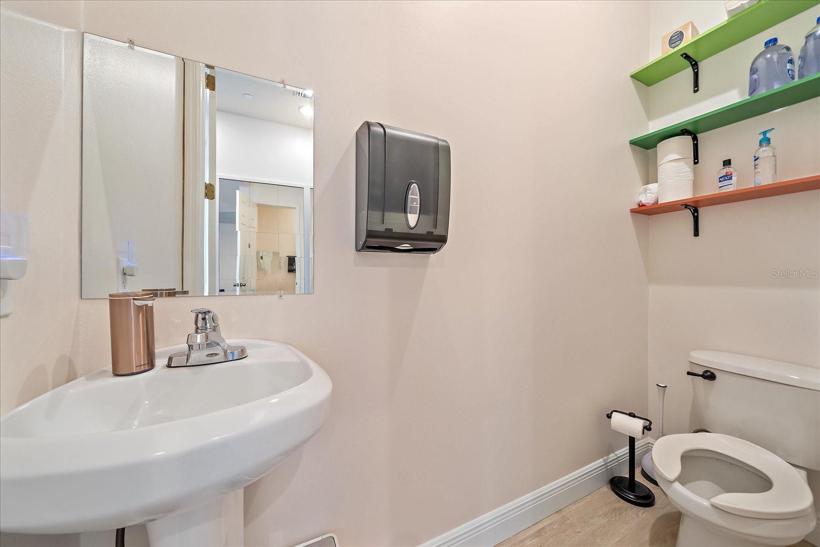 8209 NATURES WAY #203, LAKEWOOD RANCH, FL, 34202