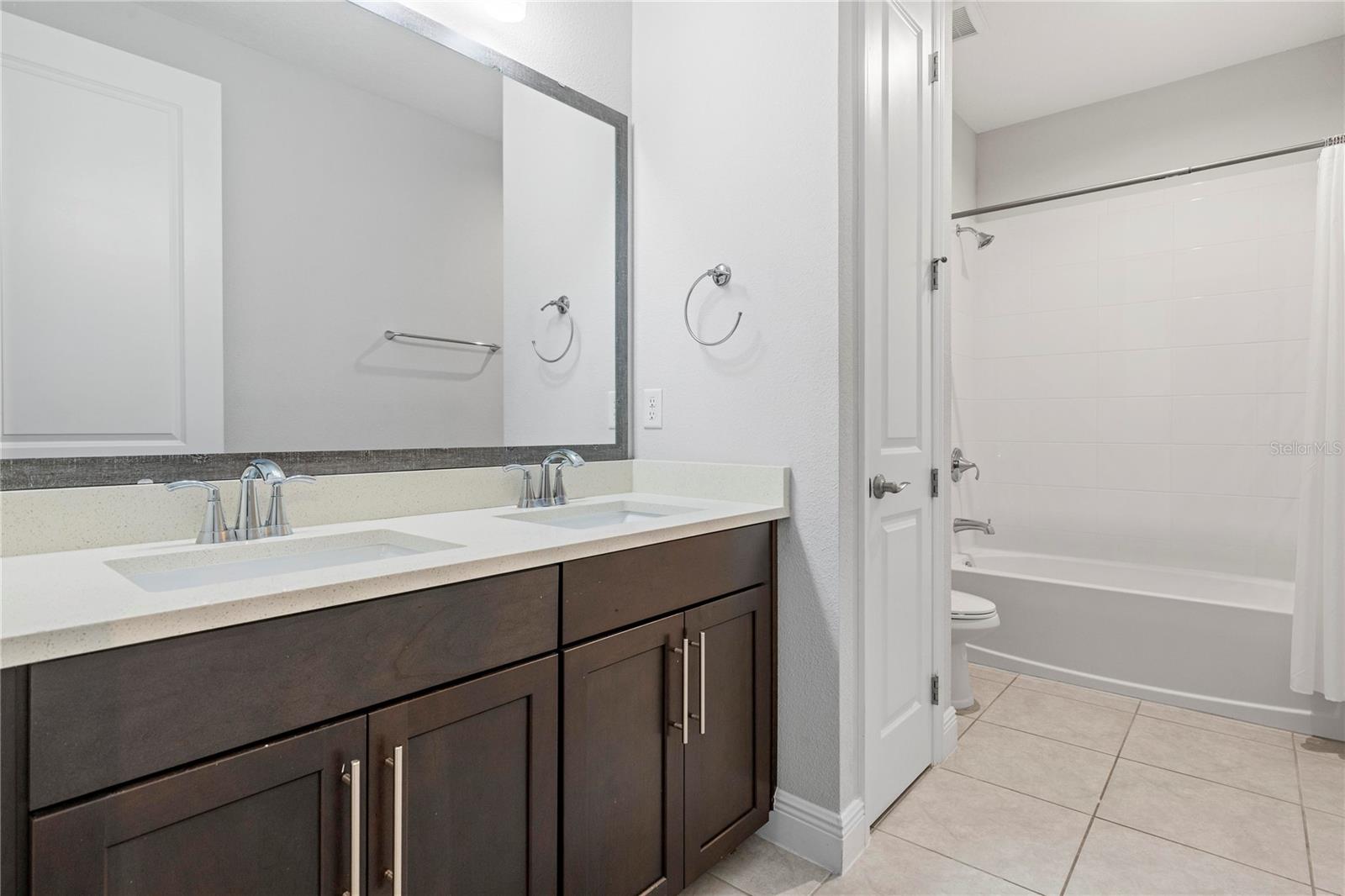 8066 LUDINGTON CIR, ORLANDO, FL, 32836