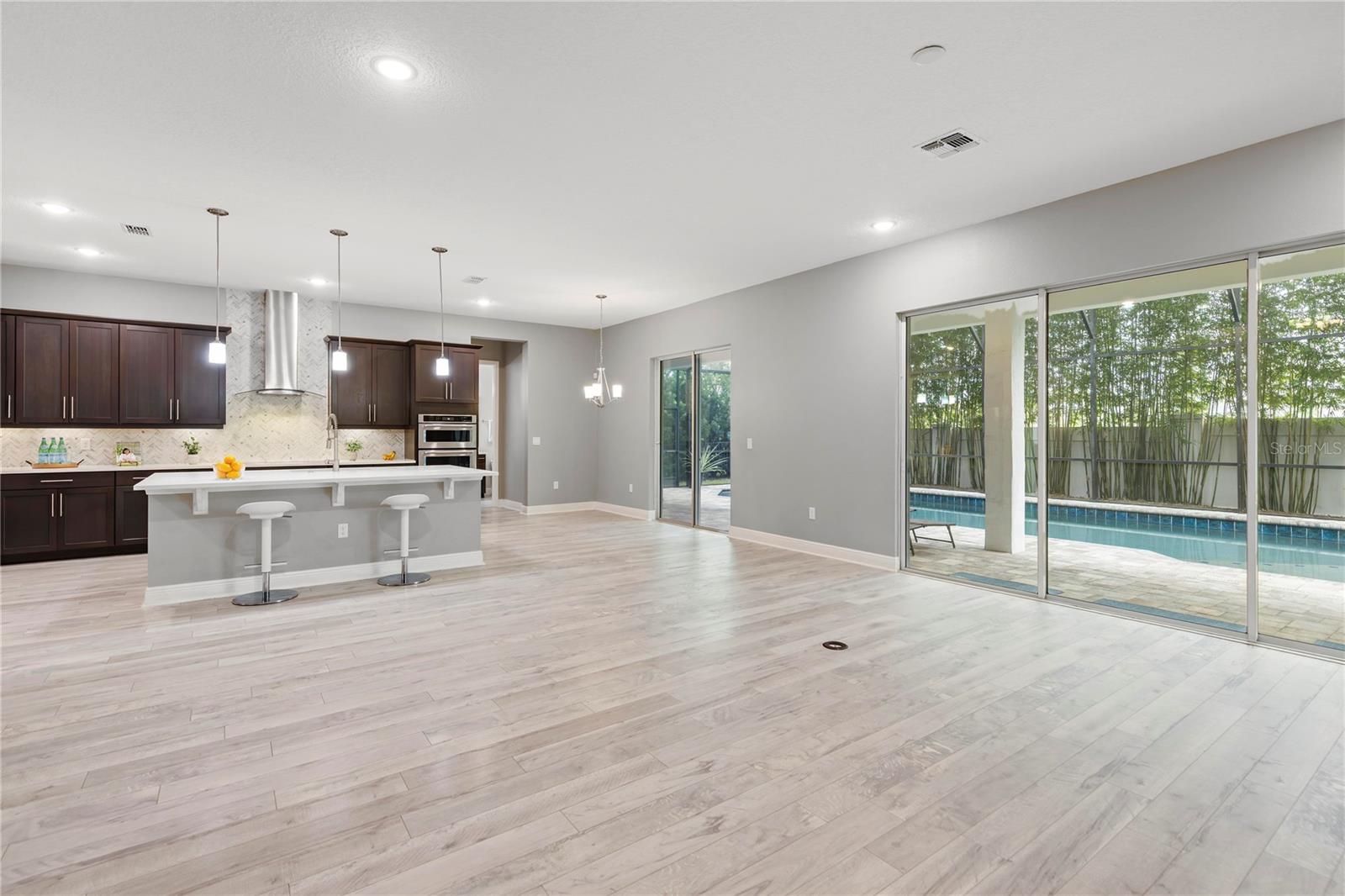 8066 LUDINGTON CIR, ORLANDO, FL, 32836