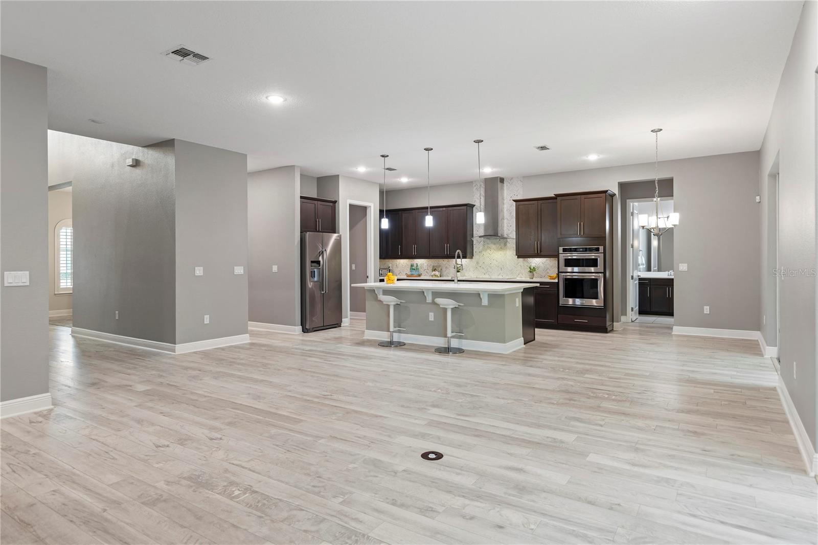 8066 LUDINGTON CIR, ORLANDO, FL, 32836