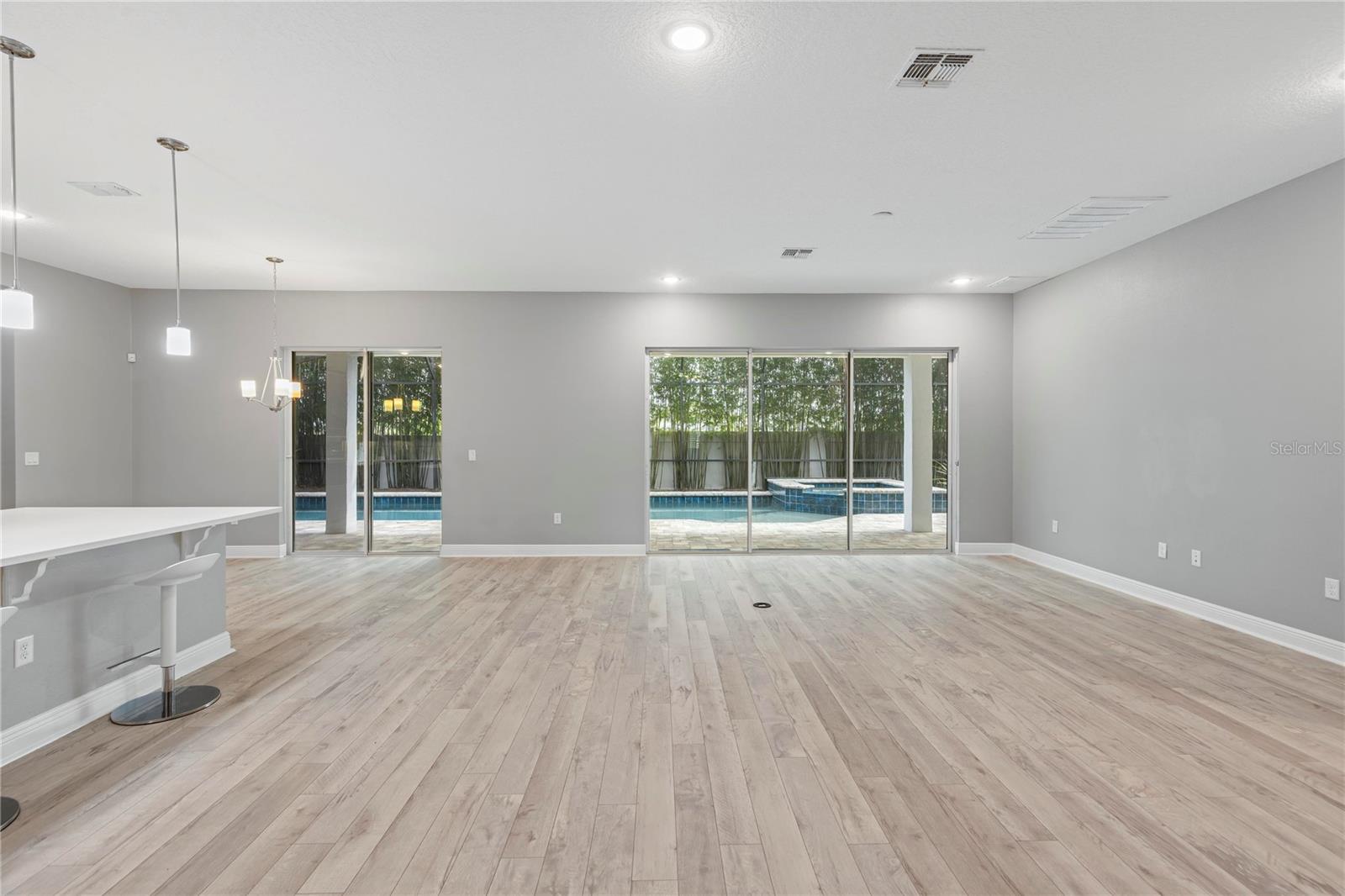 8066 LUDINGTON CIR, ORLANDO, FL, 32836