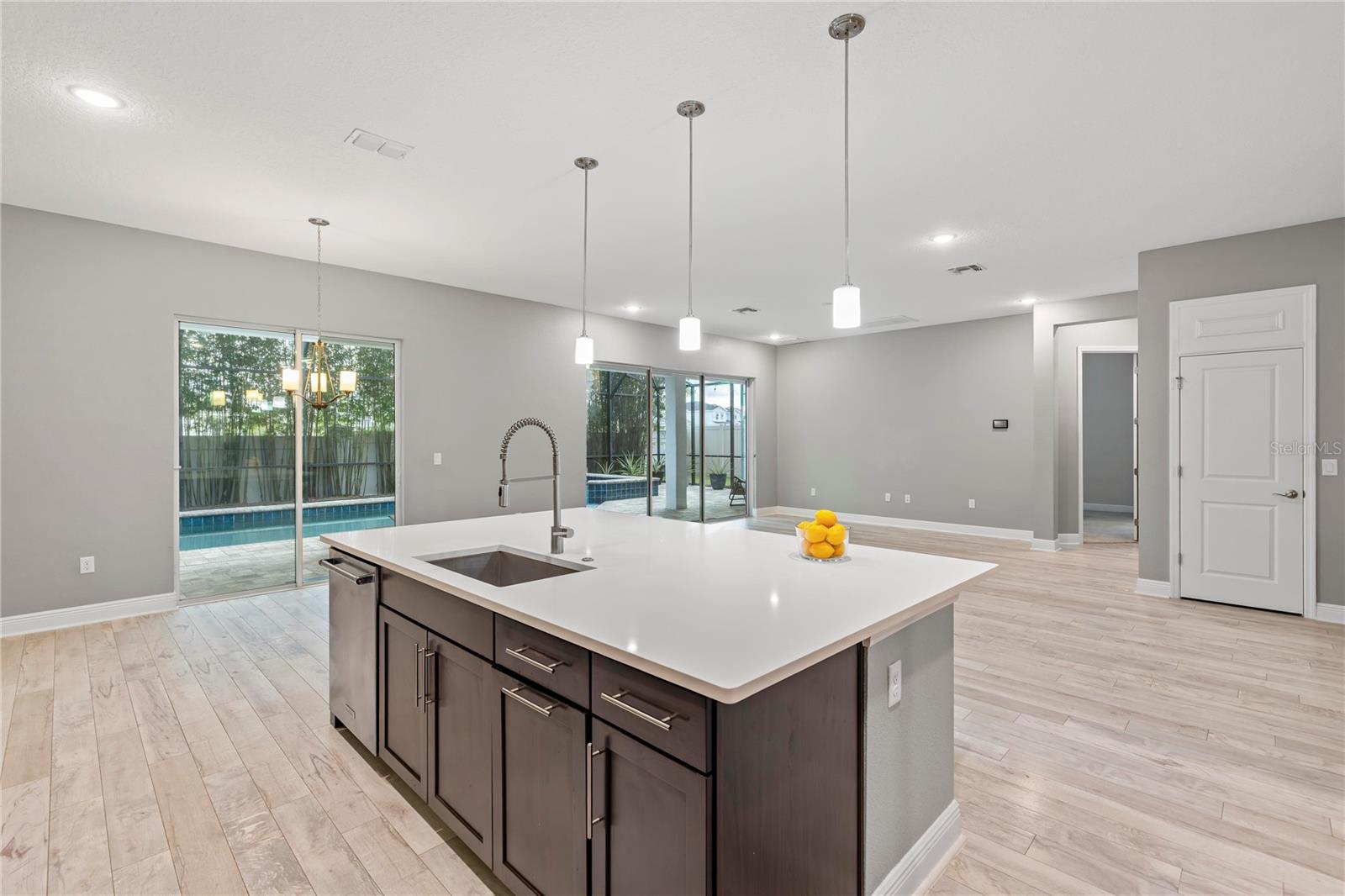 8066 LUDINGTON CIR, ORLANDO, FL, 32836