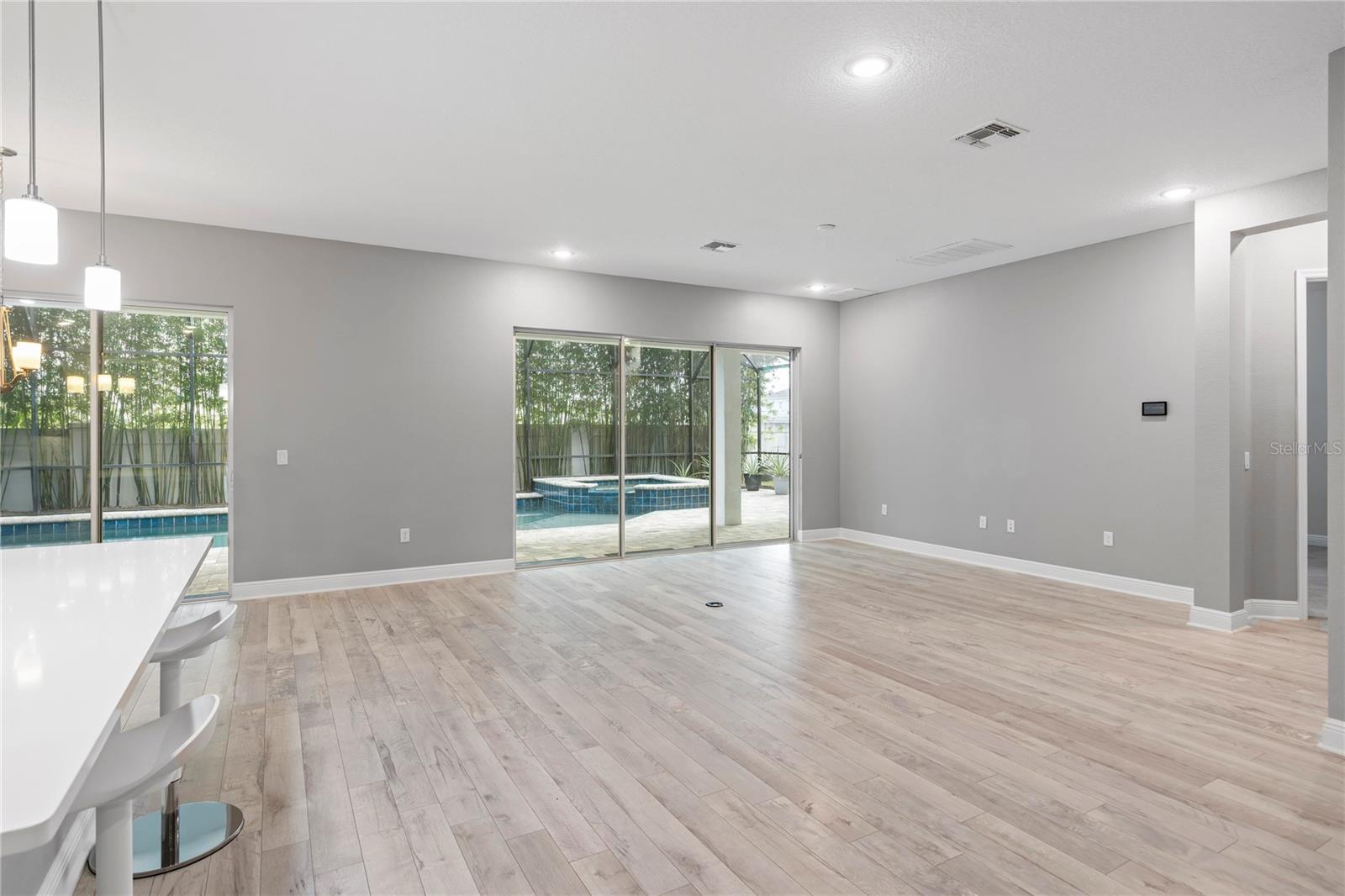 8066 LUDINGTON CIR, ORLANDO, FL, 32836