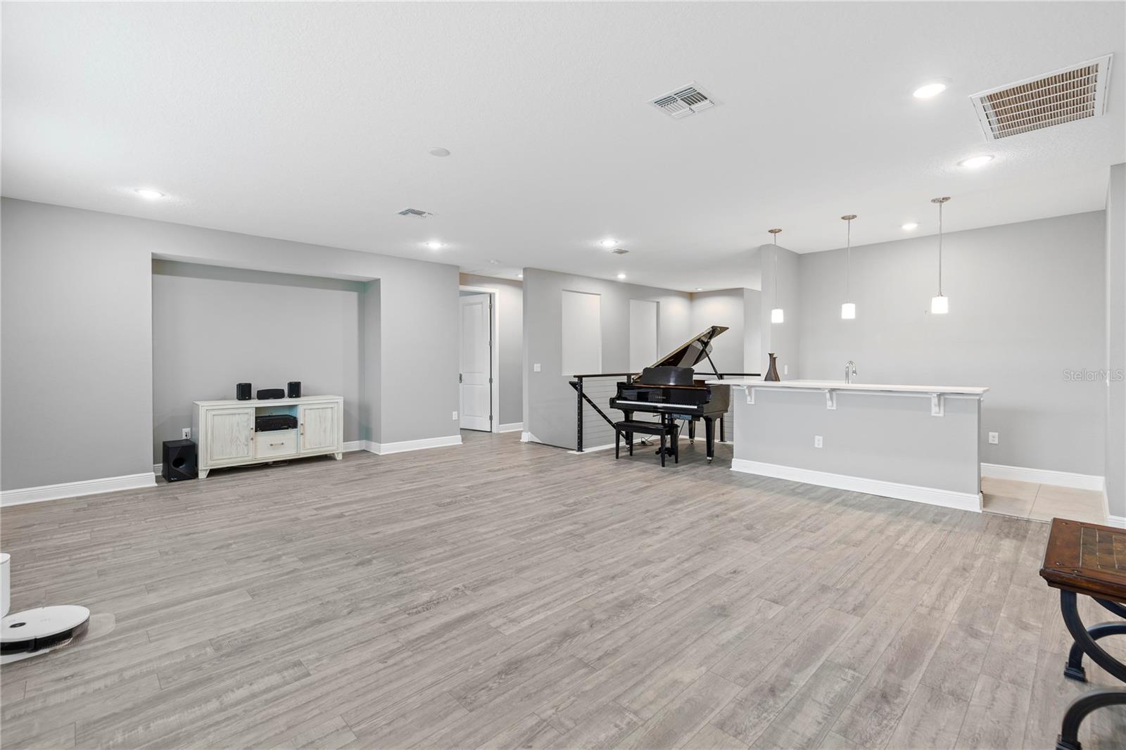 8066 LUDINGTON CIR, ORLANDO, FL, 32836