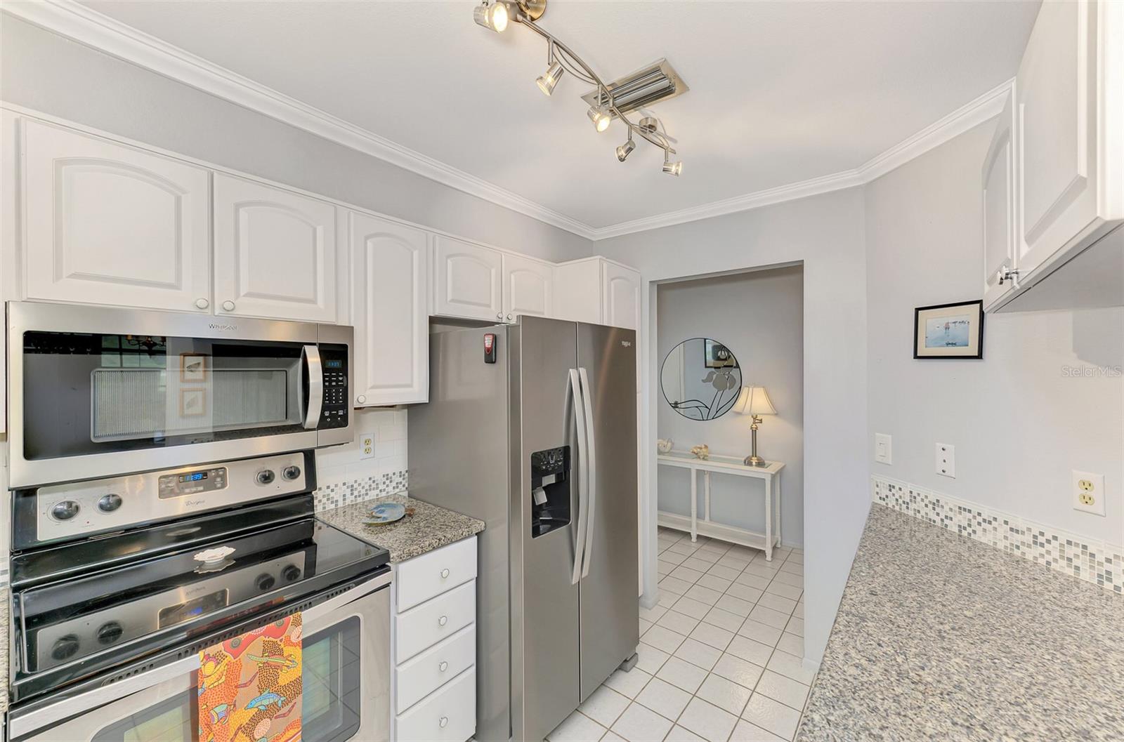 1211 CAPRI ISLES BLVD #92, VENICE, FL, 34292