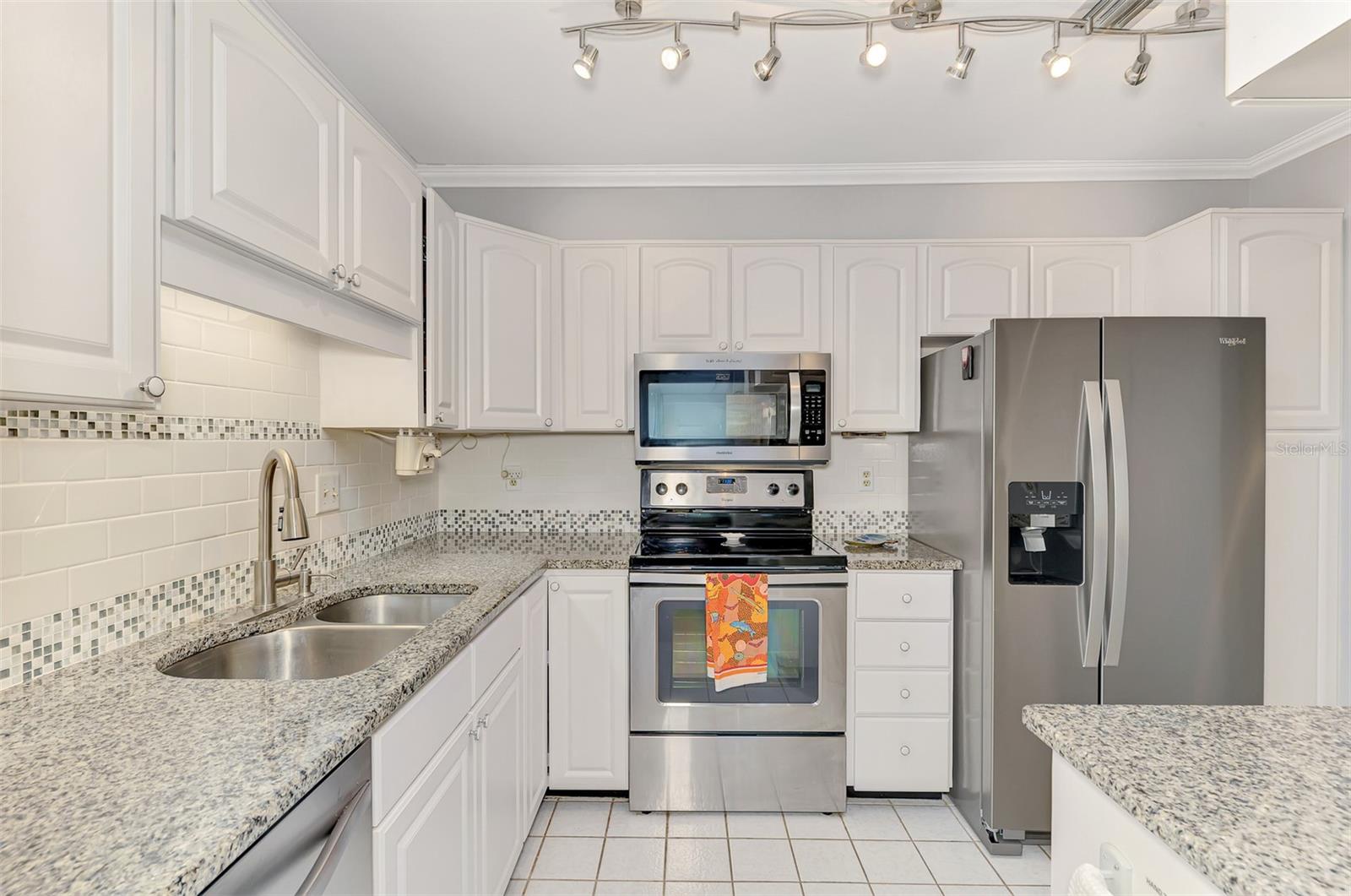 1211 CAPRI ISLES BLVD #92, VENICE, FL, 34292